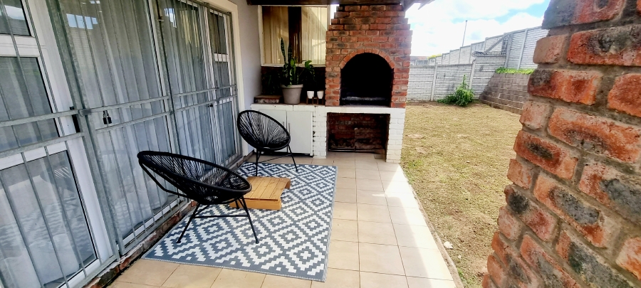 2 Bedroom Property for Sale in Haven Hills Eastern Cape